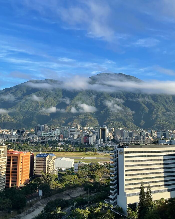 #12 Caracas, Venezuela (Survival Mode: On)