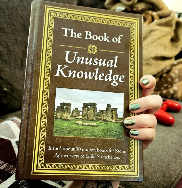 The Book of Unusual Knowledge: Your New Secret Party Trick
