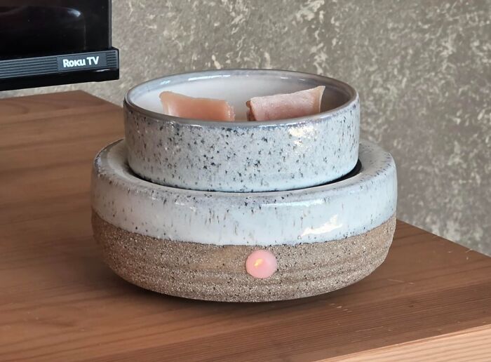A Wax Melt Warmer Gives All Of The Good Scents Without Any Of The Fire Hazard