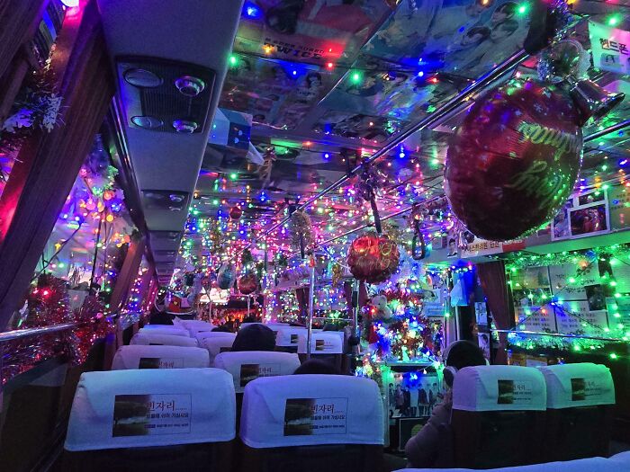 South Korea’s Public Bus Got a Christmas Makeover