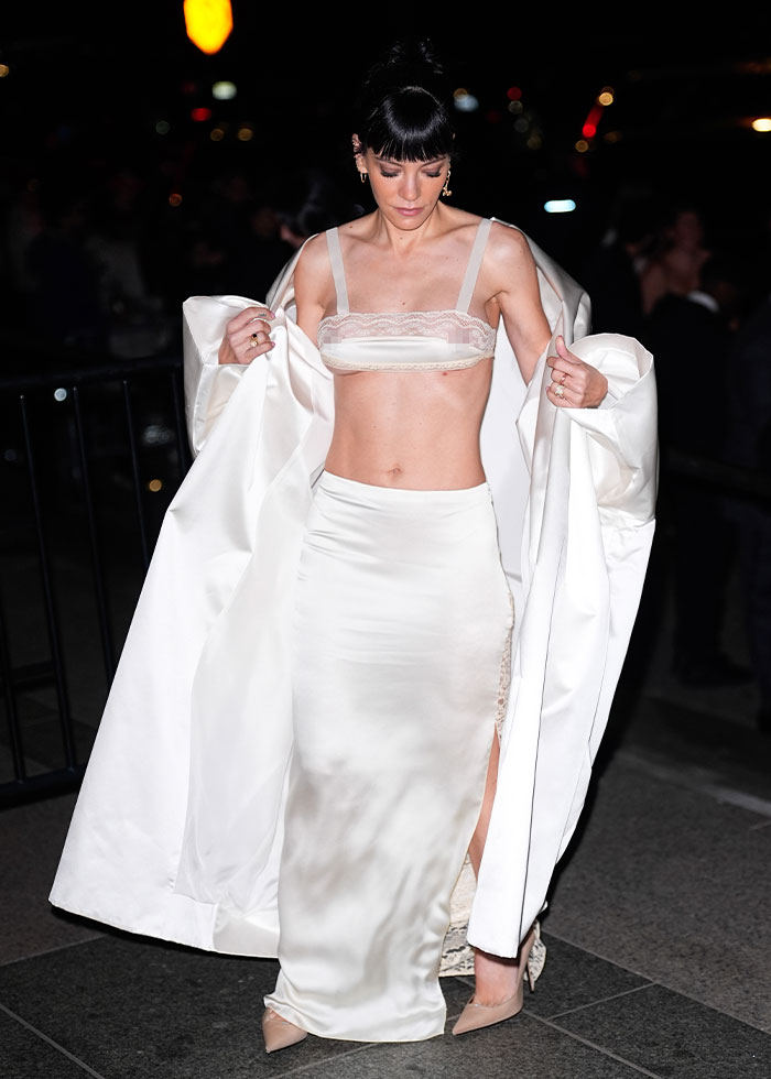 Lily Allen’s ‘White Lingerie’ Look