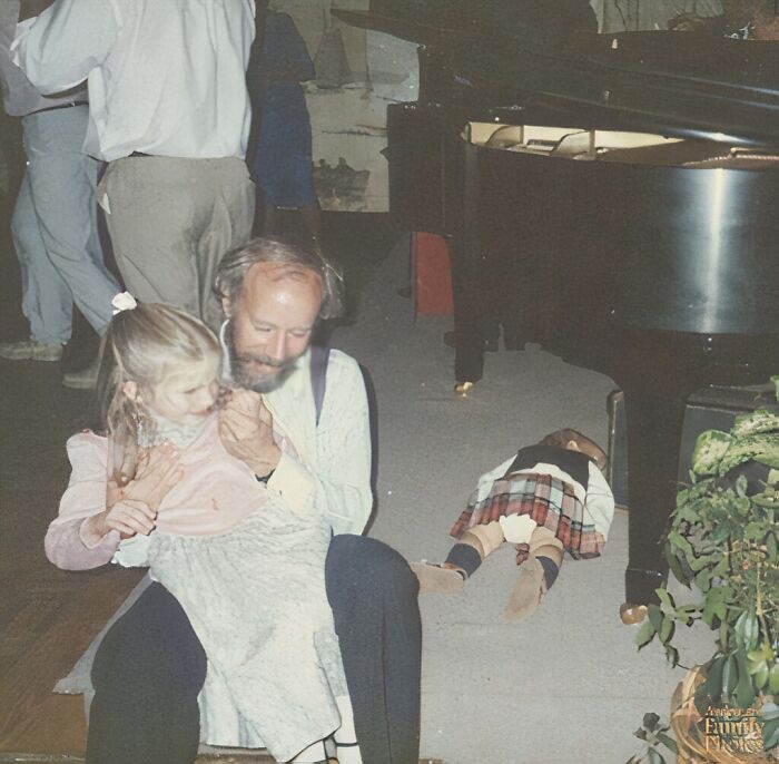 Brother’s Epic Moves at Our Parents’ 1987 Christmas Party