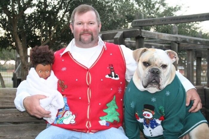 Best Christmas Family Pic Ever (Yes, Really)