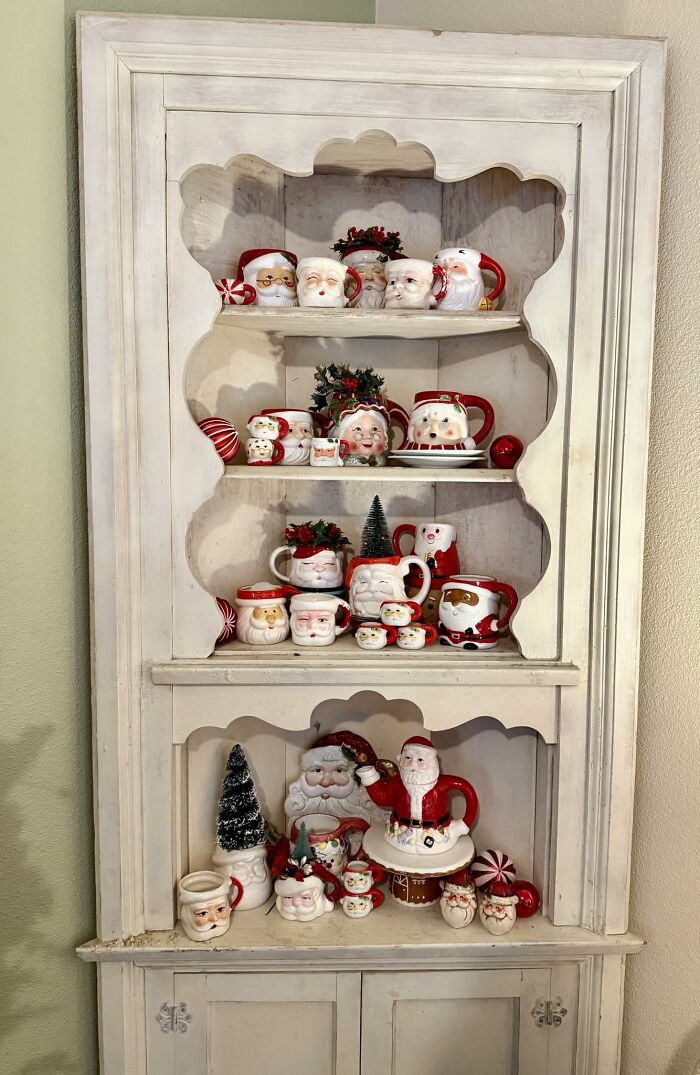 Santa Mugs Galore – Too Cute to Drink From