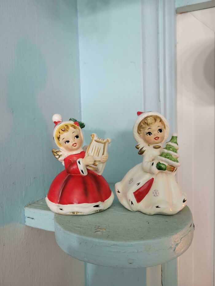 Vintage Christmas Decorations That Are Like a Time Machine for Your Holiday Spirit