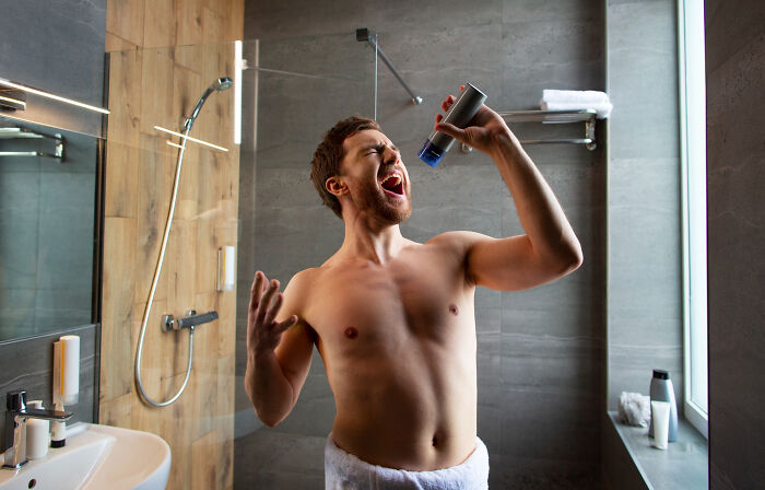 Wait, You Saw WHAT Through That Window?! 27 Wild Stories From Peeking Neighbors