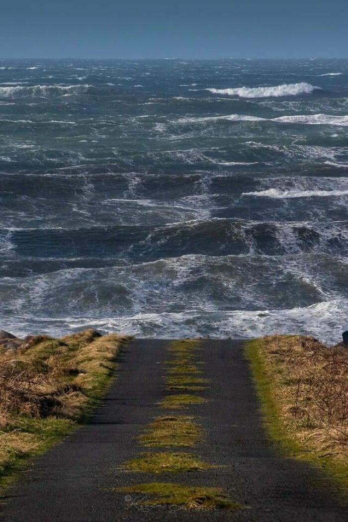 Real Places That Look Totally Fake (AI Who?)