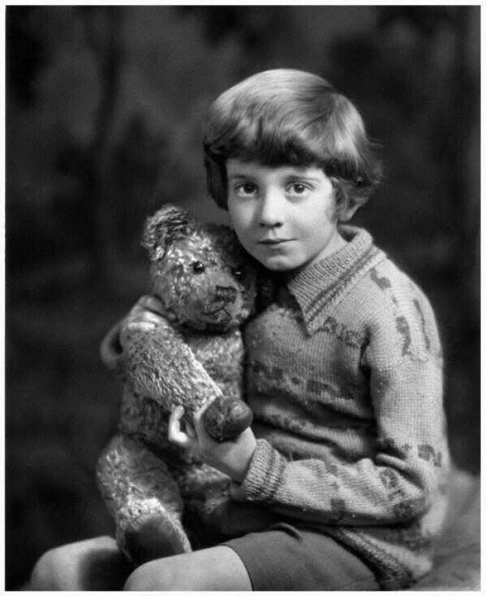 The Real-Life Winnie The Pooh and Christopher Robin