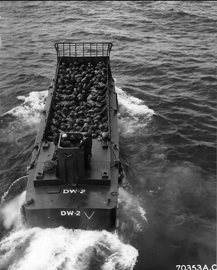 Troops Head to Shore at Iwo Jima (1945)
