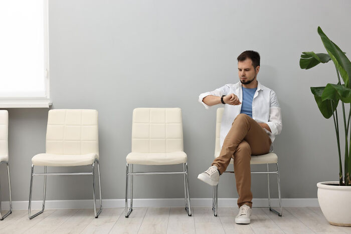 Oops! 30 Times Dads Totally Missed Their Baby Being Born (And the Stories Are Wild)