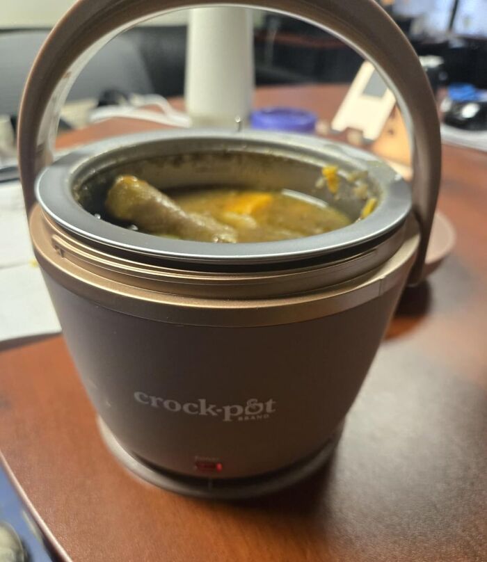 Skip The Breakroom Drama: Heat Your Food At Your Desk With This 20-Ounce Electric Lunch Box