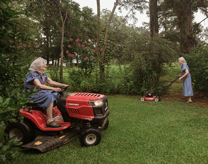 Twins Who Do Everything Together and It’s Basically The Cutest Thing Ever