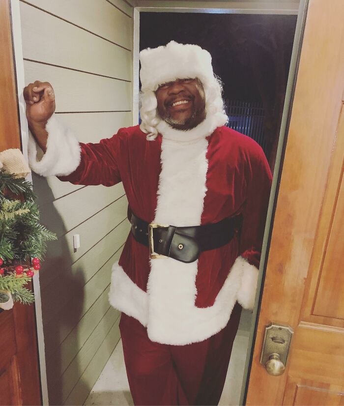 Wait, These Holiday Moments Actually Melted Our Hearts!