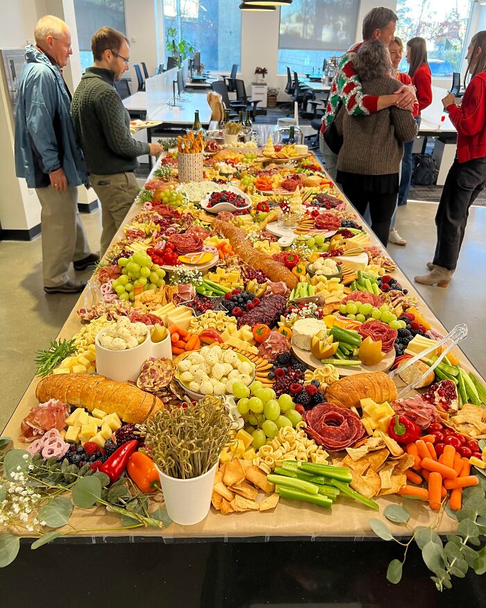 Wait, These Holiday Moments Actually Melted Our Hearts!