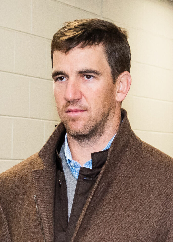 Eli Manning – The Football Legend Who Took His Time on the Subway, 45