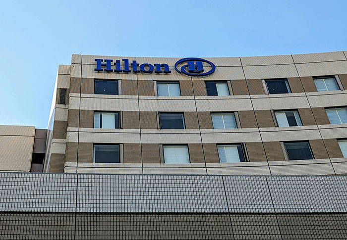 Wait, They Actually Did That?! 40 Celeb Moments That Made Everyone Go "Huh?"