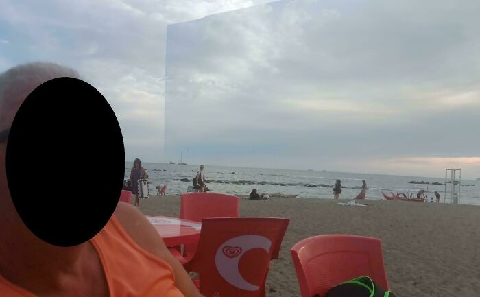 Skybox Glitch At The Beach, Boss Fight Incoming?