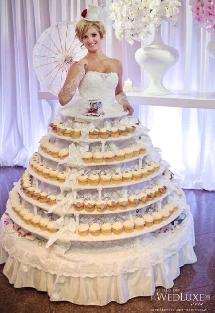 Cupcake Stand Wedding Dress? Why Not!