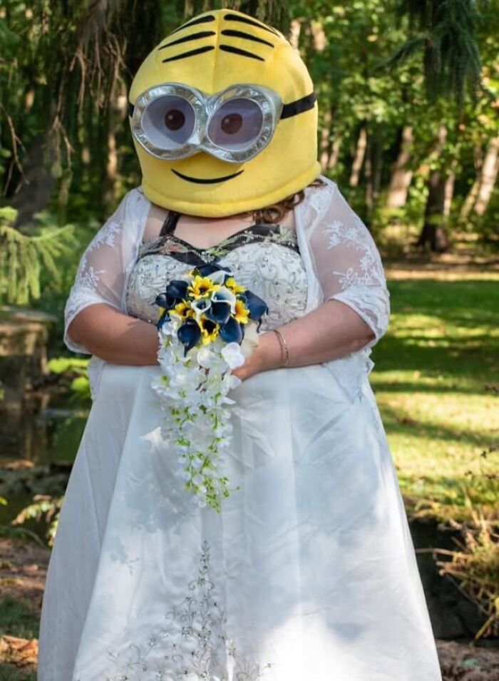 Minion Wedding Dress? Yes, Please!