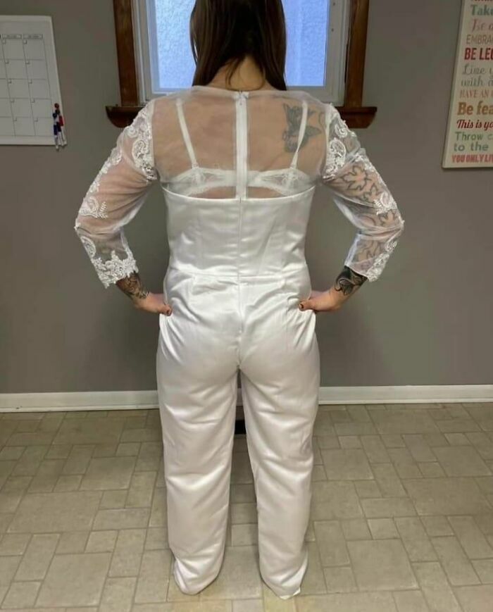 A Jaw-Dropping Wedding Dress Discovery