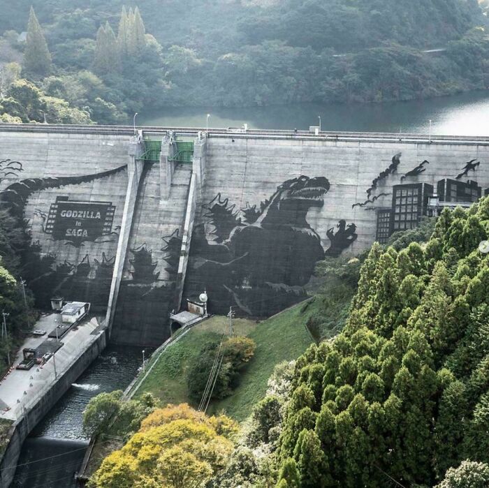 German Company Turns Pressure Washers Into Massive Godzilla Artwork On A Dam – Boss Move