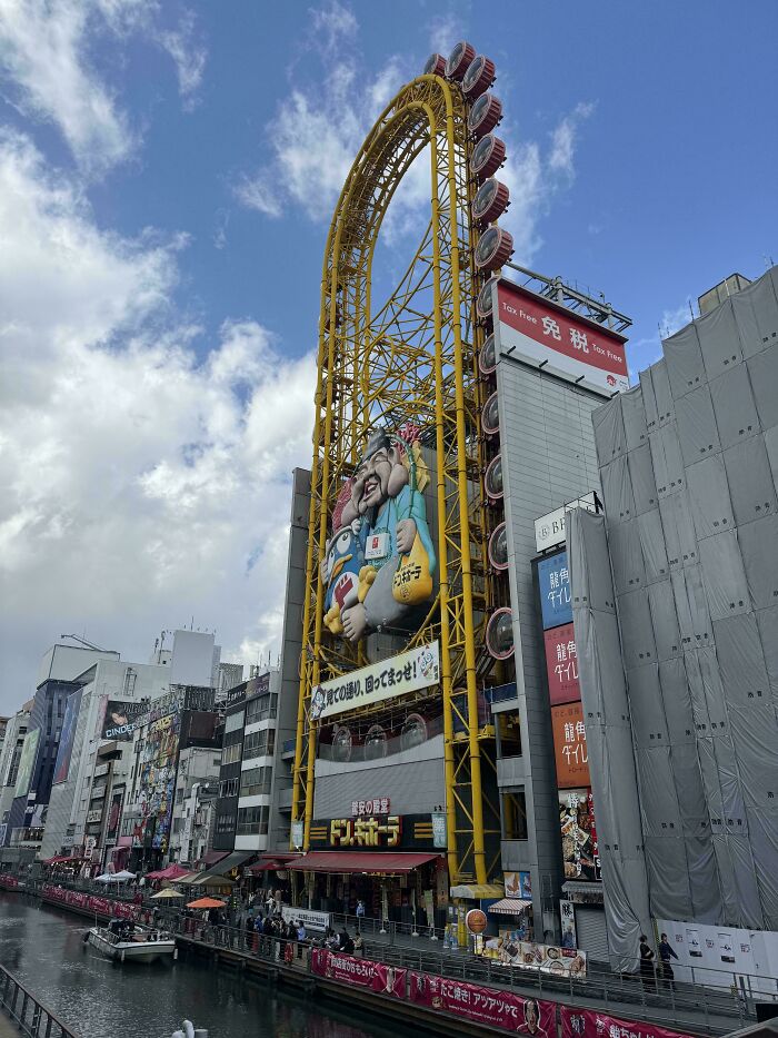 Osaka’s Ferris Wheel Is A Total Must-See – Round And Round In Style