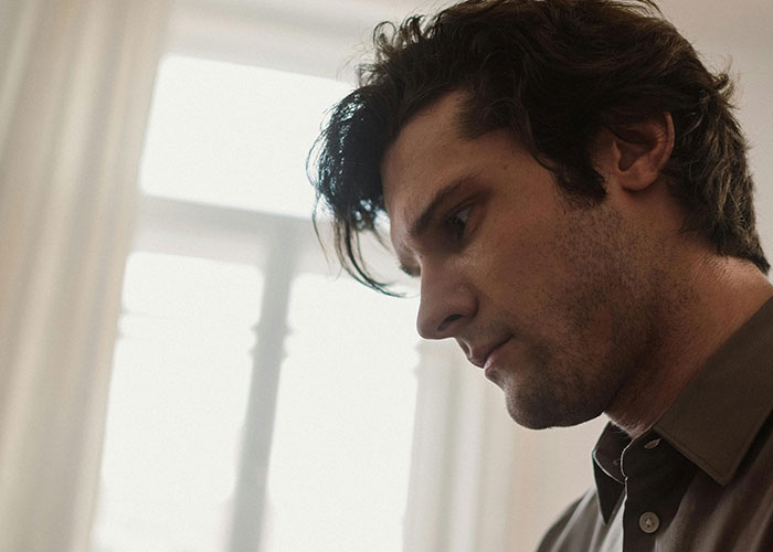 30 Absolutely Wild Stories From Guys Who Found Out Their Kid Wasn't Actually Theirs