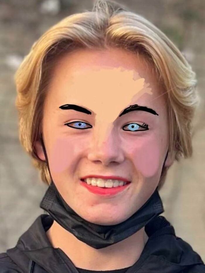 9-Year-Old Daughter Offers To Photoshop Brother’s Acne Off His School Pic. A+ Effort, Kid!