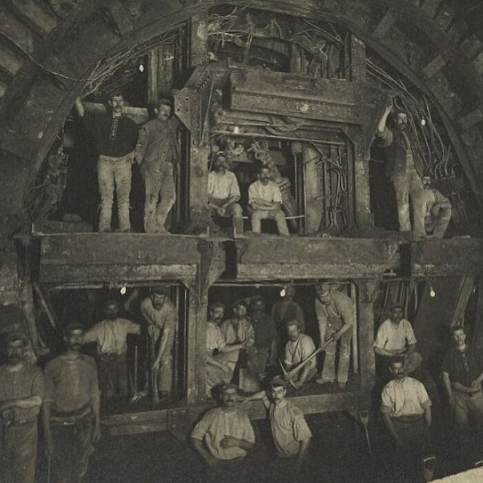 Building London’s Underground, 1898 Style