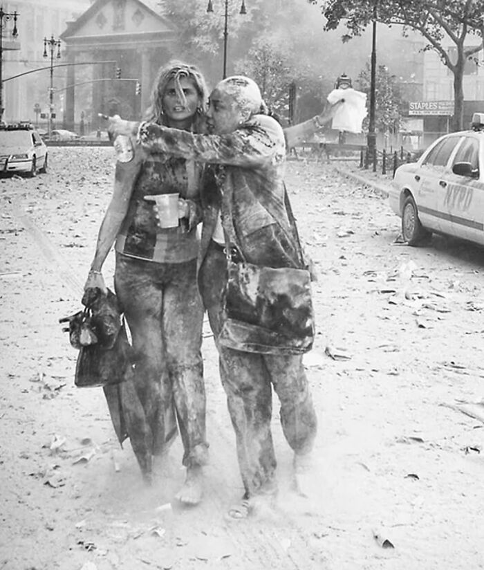 Dusty Survivors of 9/11 Calamity Roam NYC Streets, 2001