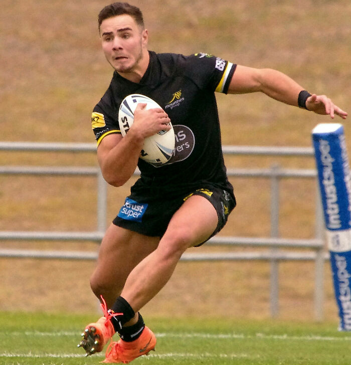 Harley Smith-Shields: Rugby Comeback Kid, 26