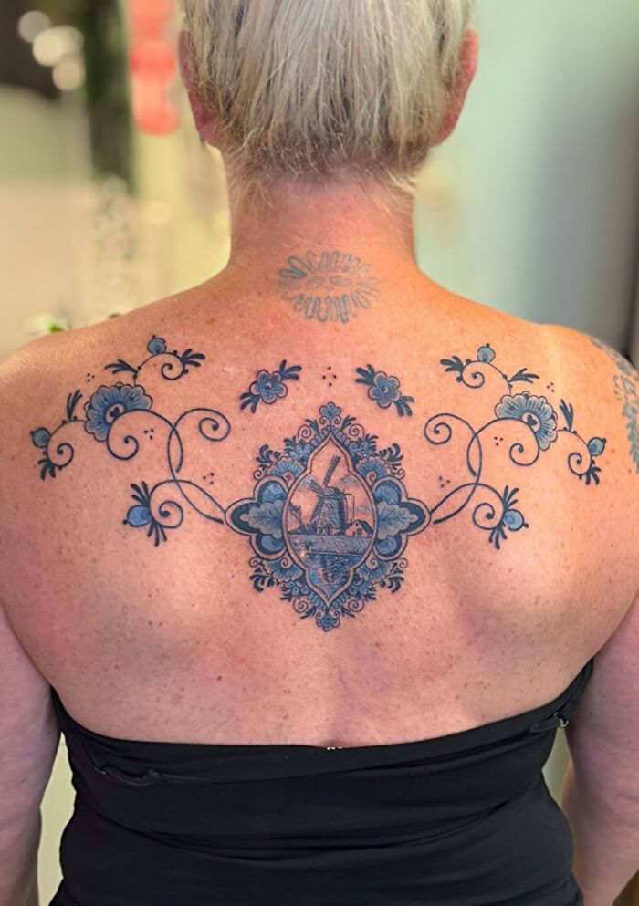 Turning Delft Blue Into Tattoos? Yes, Please! (28 Pics)