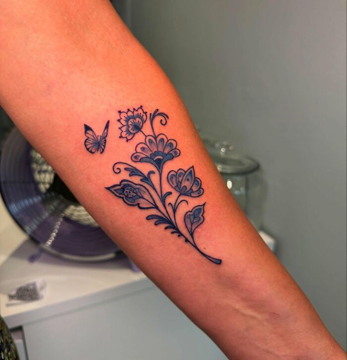 Turning Delft Blue Into Tattoos? Yes, Please! (28 Pics)