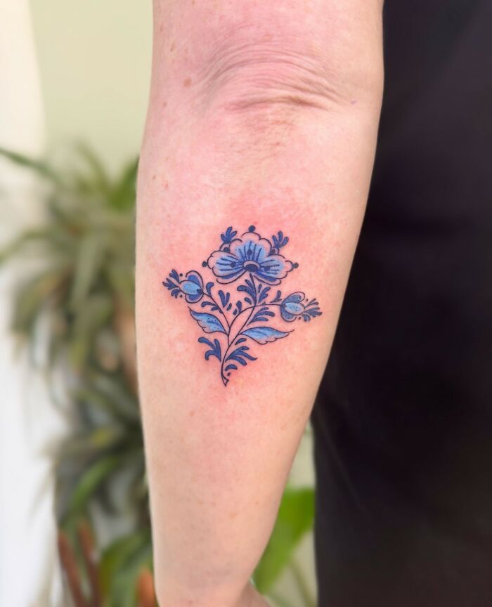Turning Delft Blue Into Tattoos? Yes, Please! (28 Pics)