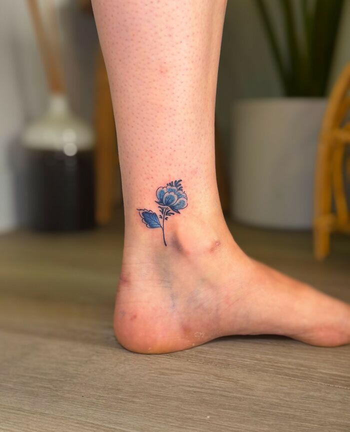 Turning Delft Blue Into Tattoos? Yes, Please! (28 Pics)
