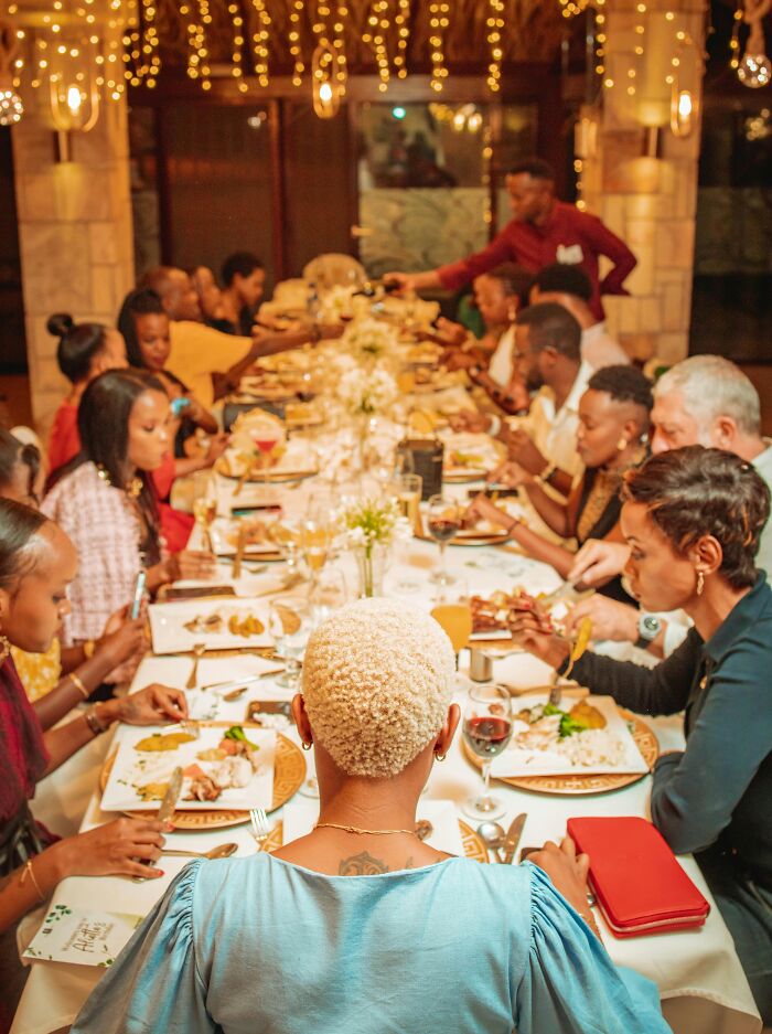 Family Secrets That Are So Wild, They’ll Totally Freak You Out