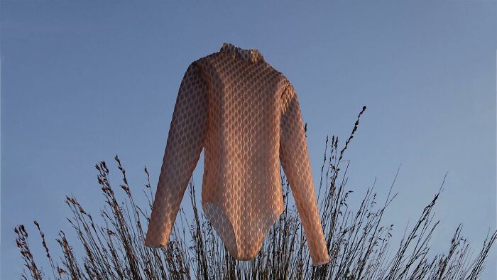 Melwear: A Sunscreen Suit, Made by Microbes