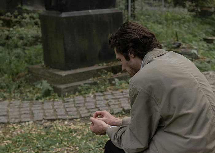 Wait, These Weird Brain Quirks Are Actually *Not* Normal?