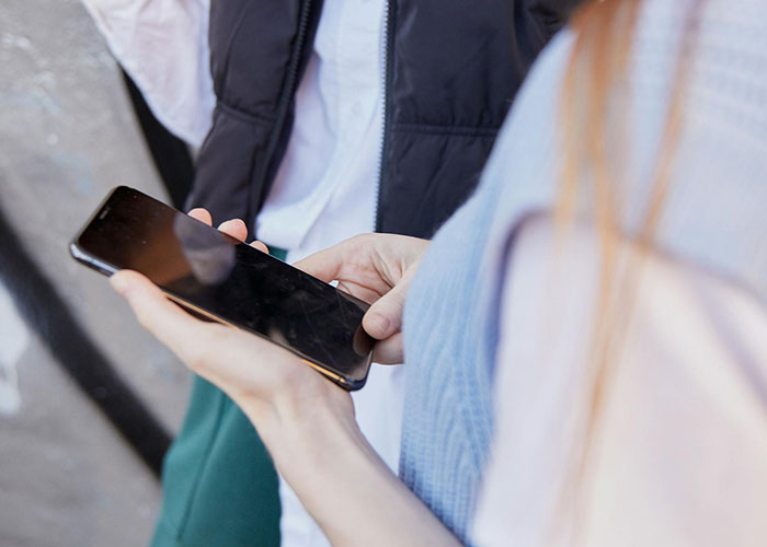 Wait, These Weird Brain Quirks Are Actually *Not* Normal?