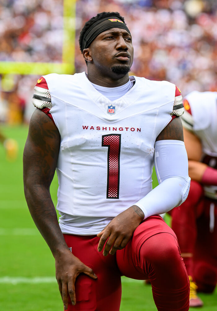 Deebo Samuel: The Football Beast, 30