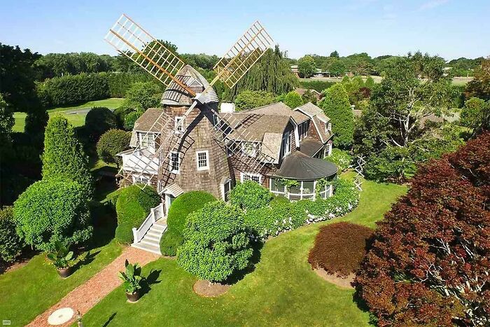 Robert Downey Jr’s Windmill Wonderland