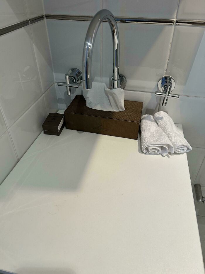 Running Water? Sure, But No Sink? Super Weird Cabinet Setup