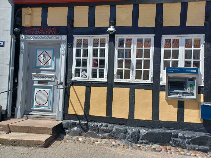 Let’s Laugh at These Design Fails That Should Never Exist