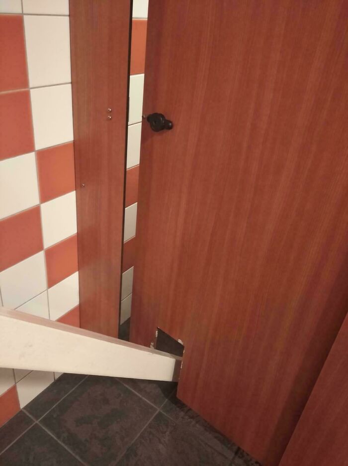 Let’s Laugh at These Design Fails That Should Never Exist