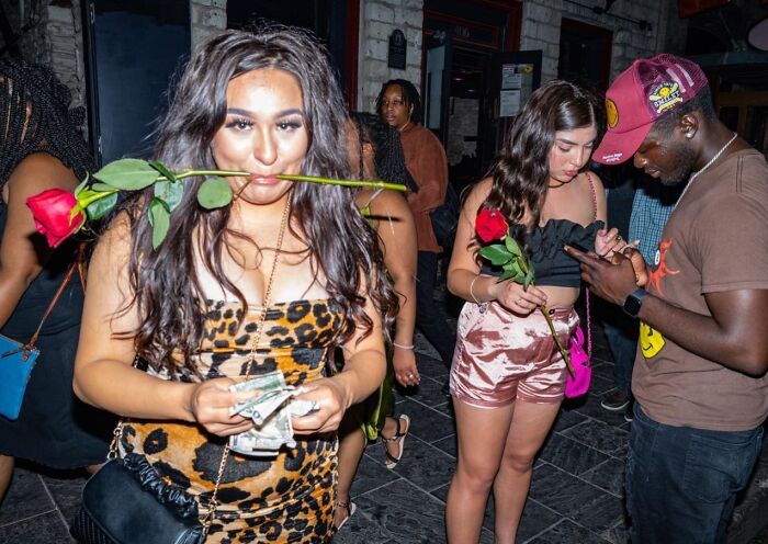 Peek These Wild Street Snapshots That Show Urban Life Just As It Is