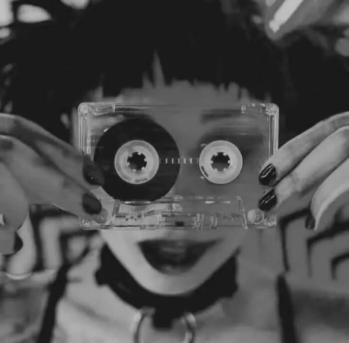 Wait, Did These Street Photos Just Nail Life’s Funniest & Most Surprising Moments?