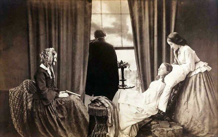 ‘Fading Away’: Victorian Drama Captured in a Photo, 1858