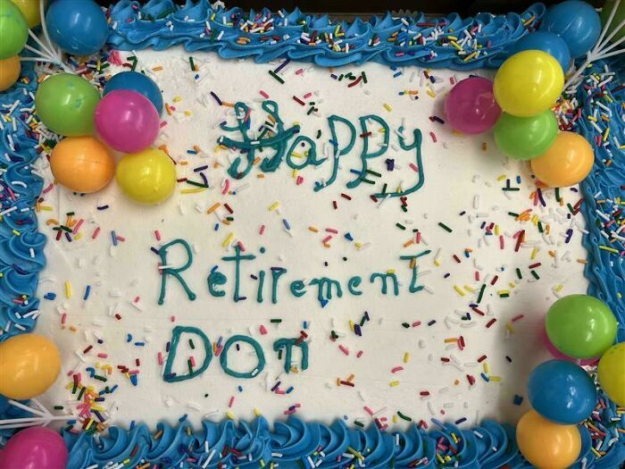 Safeway’s Balloon Overload Retirement Cake