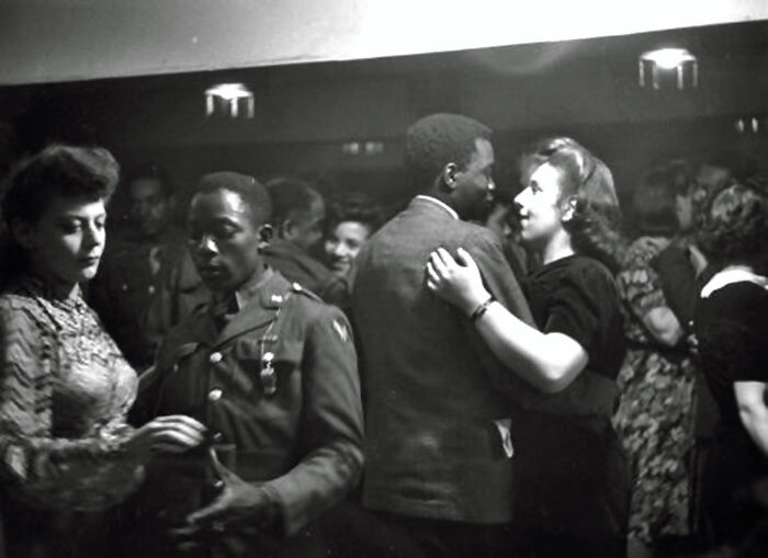 US Soldiers Cutting Loose In A London Pub, 1940s Style