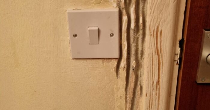 65 Everyday Things That Got Totally Loved (And Worn Out) Over The Years